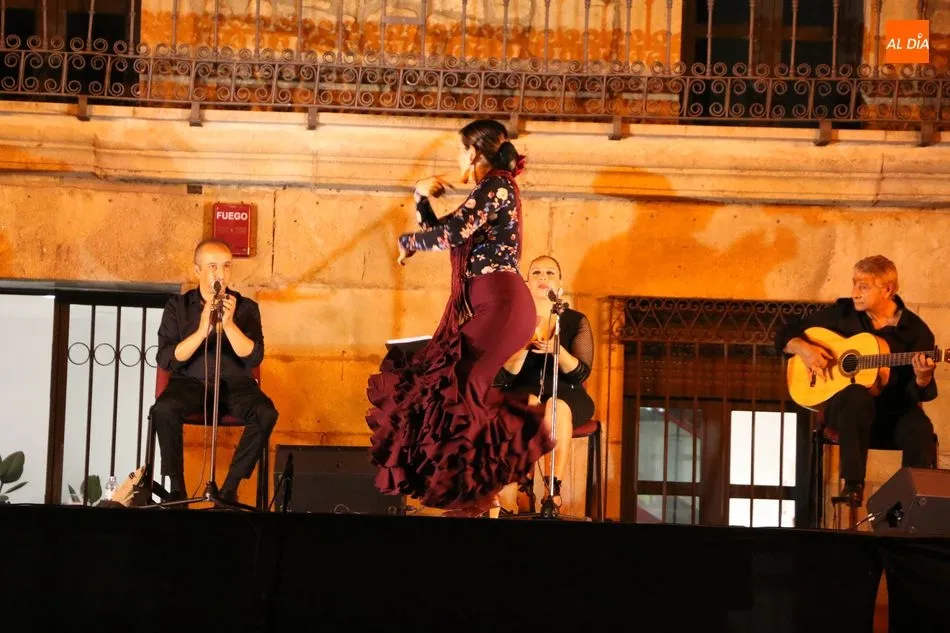 Foto 10 - &lsquo;Charros y gitanos&rsquo; deja en Vitigudino otra forma de interpretar y sentir la m&uacute;sica...