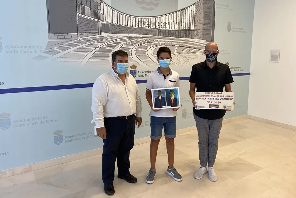 Entrega del premio de la exposición Artistas: Vosotros