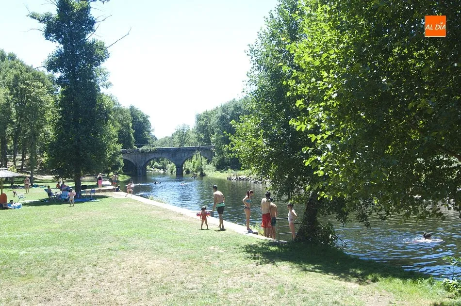 Foto 9 - La Parrilla de Riofr&iacute;o: El lugar adecuado para comer bien y refrescarse en su piscina natural...