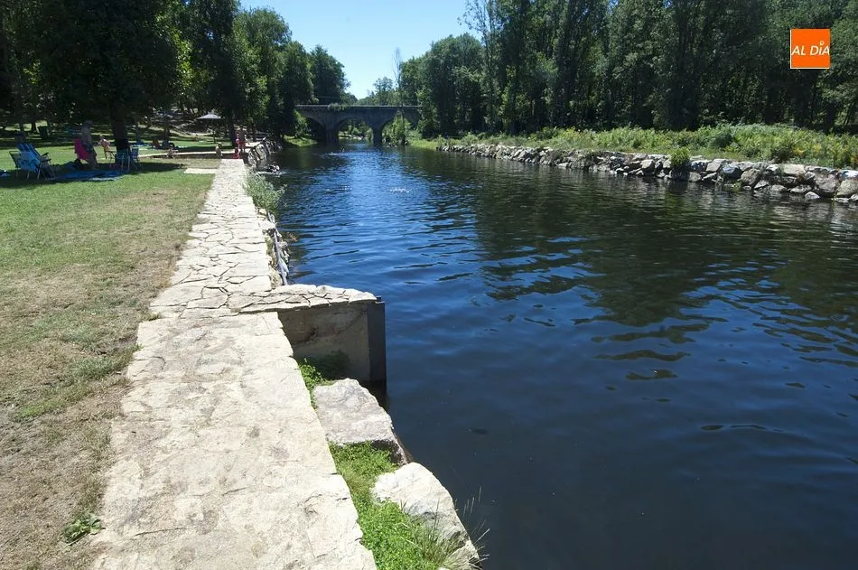 Foto 8 - La Parrilla de Riofr&iacute;o: El lugar adecuado para comer bien y refrescarse en su piscina natural...