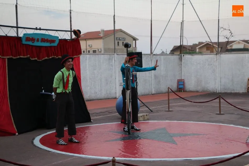 Foto 8 - Aldead&aacute;vila inicia el programa de &lsquo;Un verano diferente&rsquo; con el circo de Birly y Birloque  
