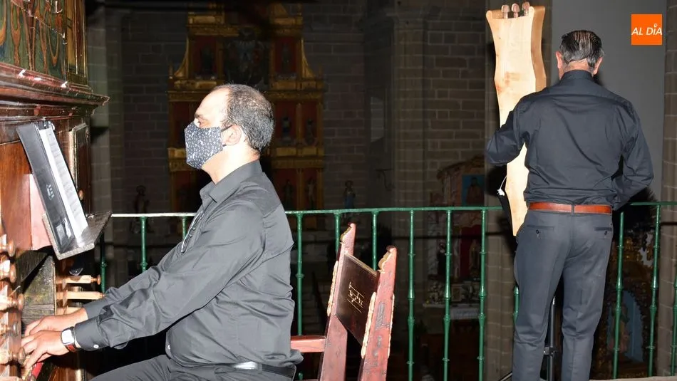 Foto 6 - Fusi&oacute;n de m&uacute;sica culta y popular en el Concierto de &oacute;rgano hist&oacute;rico, gaita y tamboril en...