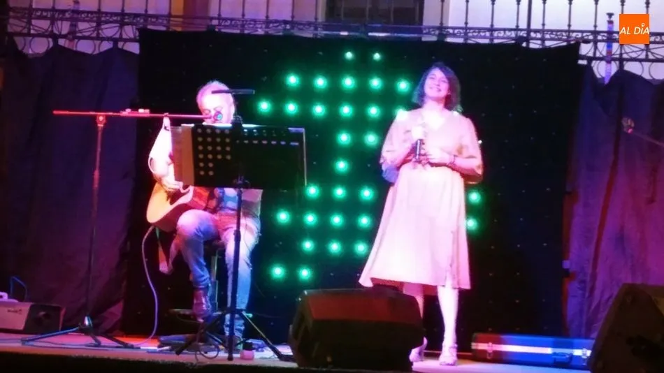 Foto 8 - Gran velada musical y de humor en la noche del s&aacute;bado en Ba&ntilde;ob&aacute;rez