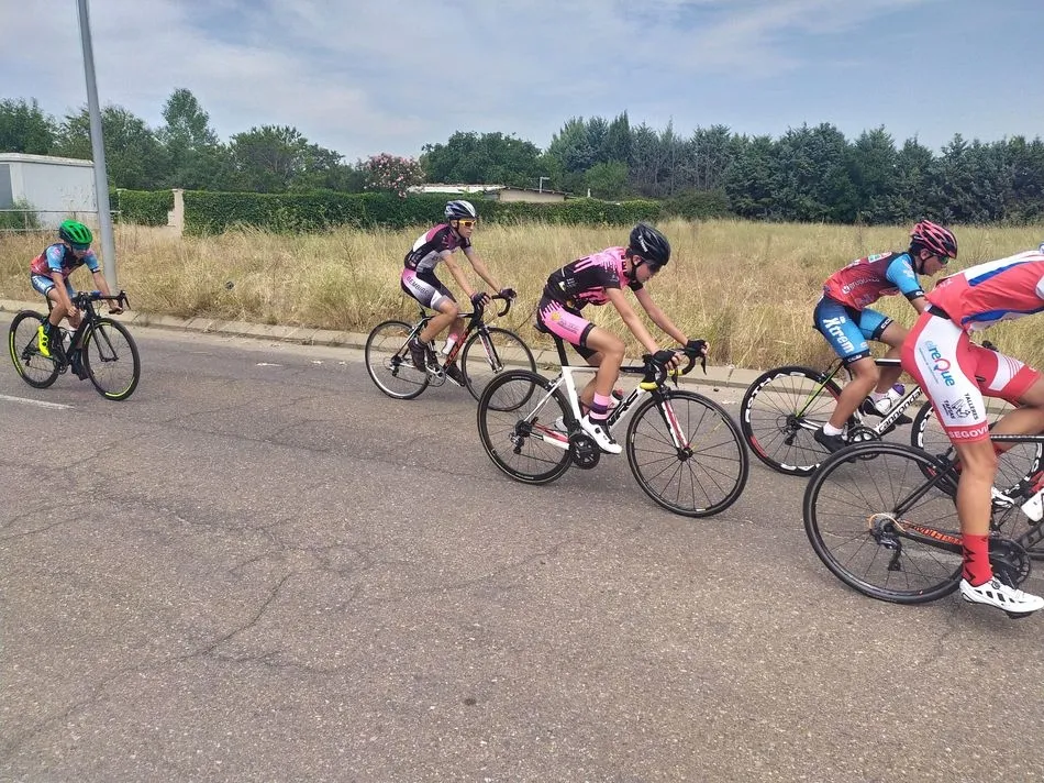 Foto 2 - Caja Rural de Salamanca PROMESAL retoma la competici&oacute;n con victoria