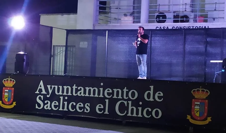 Foto 7 - Saelices el Chico finaliza con la gala de &lsquo;Comedia Charra&rsquo; su exitoso Verano Cultural  