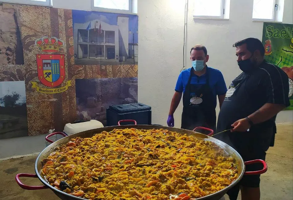 Foto 10 - Saelices el Chico finaliza con la gala de &lsquo;Comedia Charra&rsquo; su exitoso Verano Cultural  