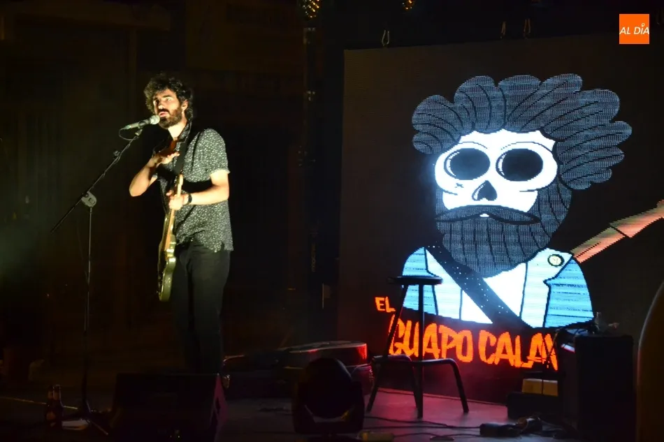Foto 4 - El Guapo Calavera anima la noche del lunes en el barrio de San Crist&oacute;bal  