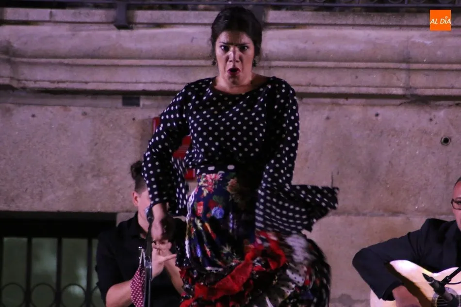 Foto 8 - Lita Blanco y su cuadro flamenco deja la &lsquo;Esencia&rsquo; en Vitigudino  