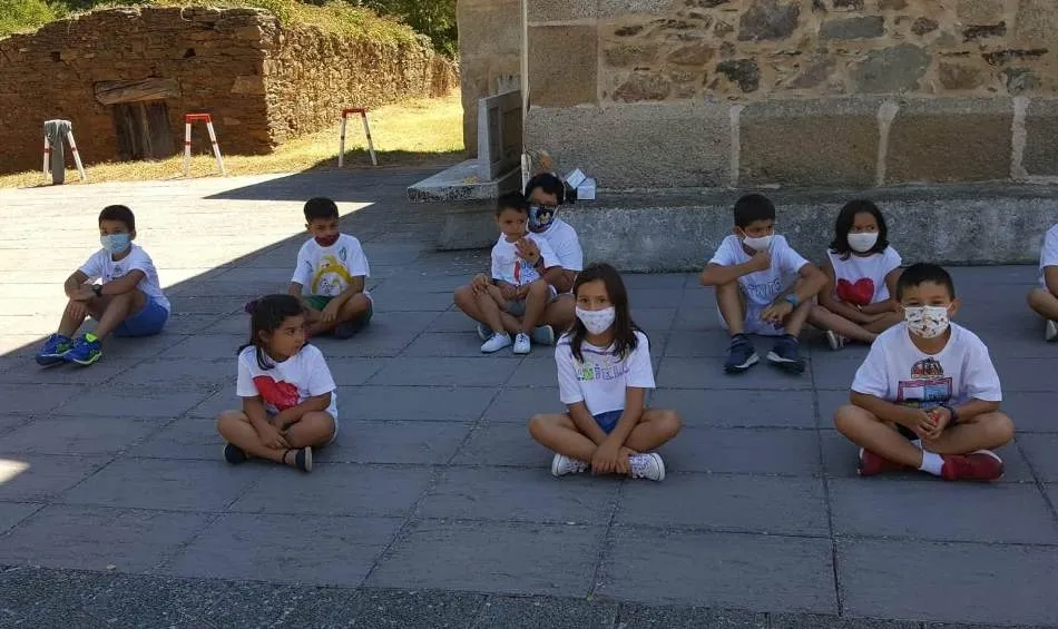 Foto 10 - &lsquo;El Tren de Colores&rsquo; de Saelices el Chico llega a su destino con la actuaci&oacute;n de Cristian...