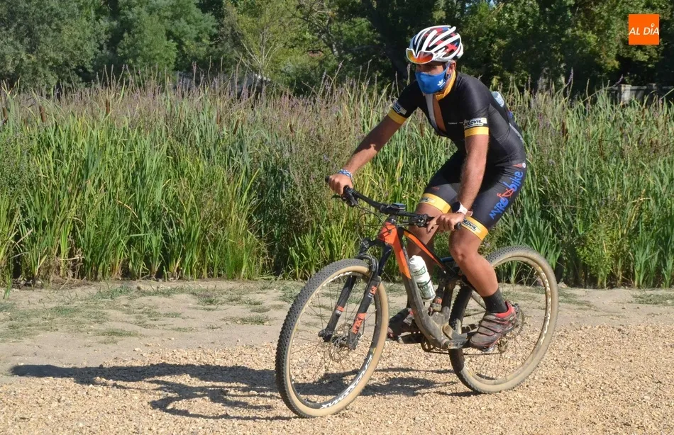 Foto 6 - Los atletas de &lsquo;Farinato NonStop 300km en 24h&rsquo; completan el reto sobr&aacute;ndoles tiempo  