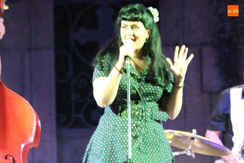 Foto 2 - 'Lul&uacute; & The Rockets' pone ritmo a la noche de &lsquo;Un verano diferente en Aldead&aacute;vila&rsquo;  