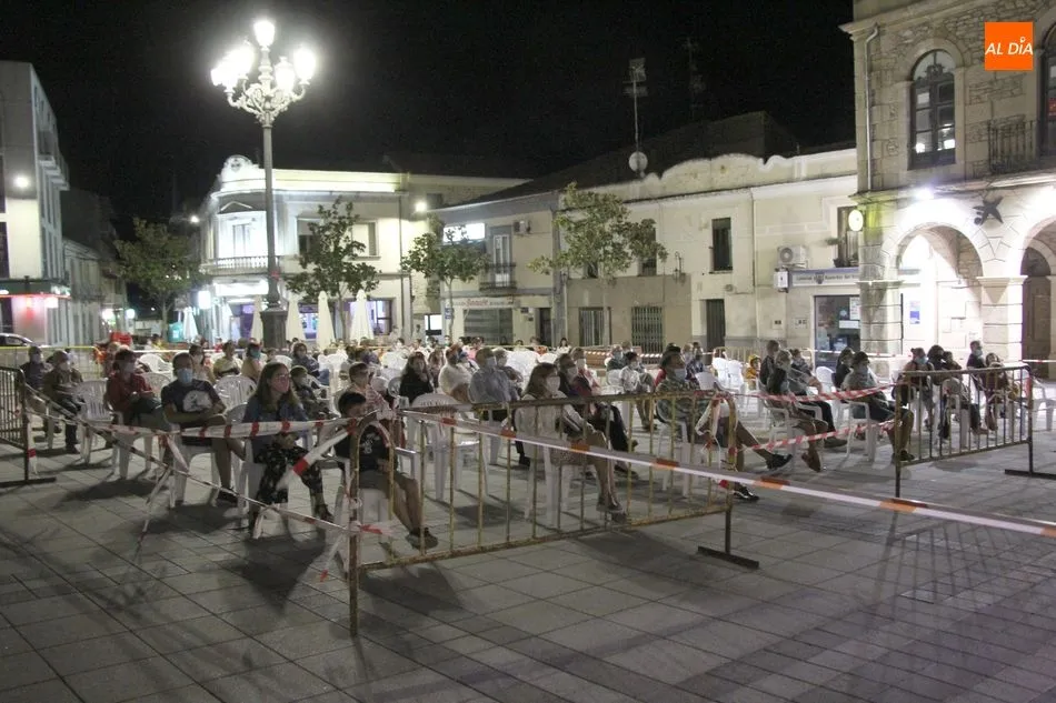Foto 5 - El Bar&oacute;n despliega su magia en Vitigudino  