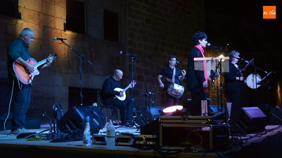 Foto 6 - Baleo estrena su canci&oacute;n &lsquo;Abadengo&rsquo; en el concierto de San Felices de los Gallegos