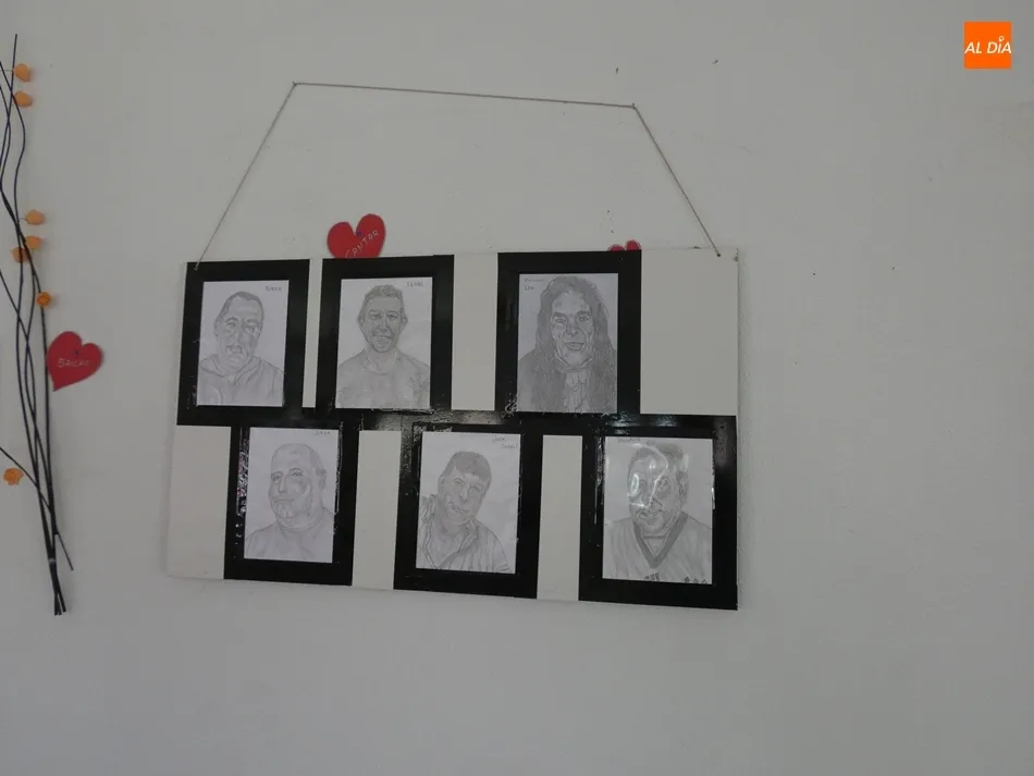 Foto 5 - Inauguran la exposici&oacute;n &lsquo;ConfiTRAZOS&rsquo;, Memoria de un confinamiento en Cantalpino  