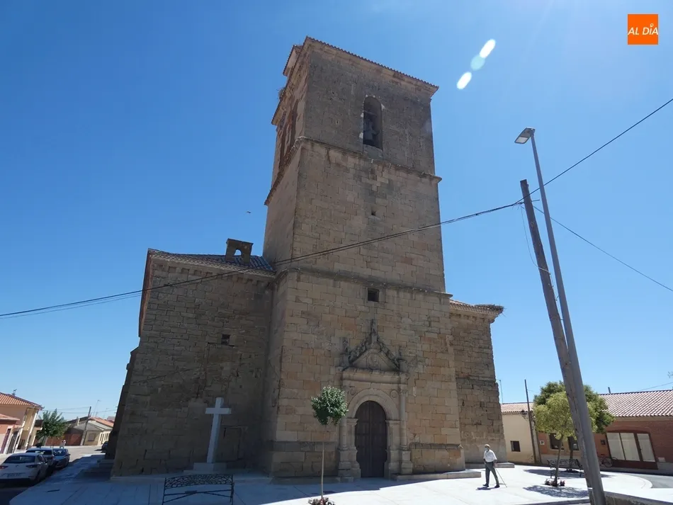 Foto 4 - Cantalpino honra a la Virgen de la Asunci&oacute;n sin procesi&oacute;n