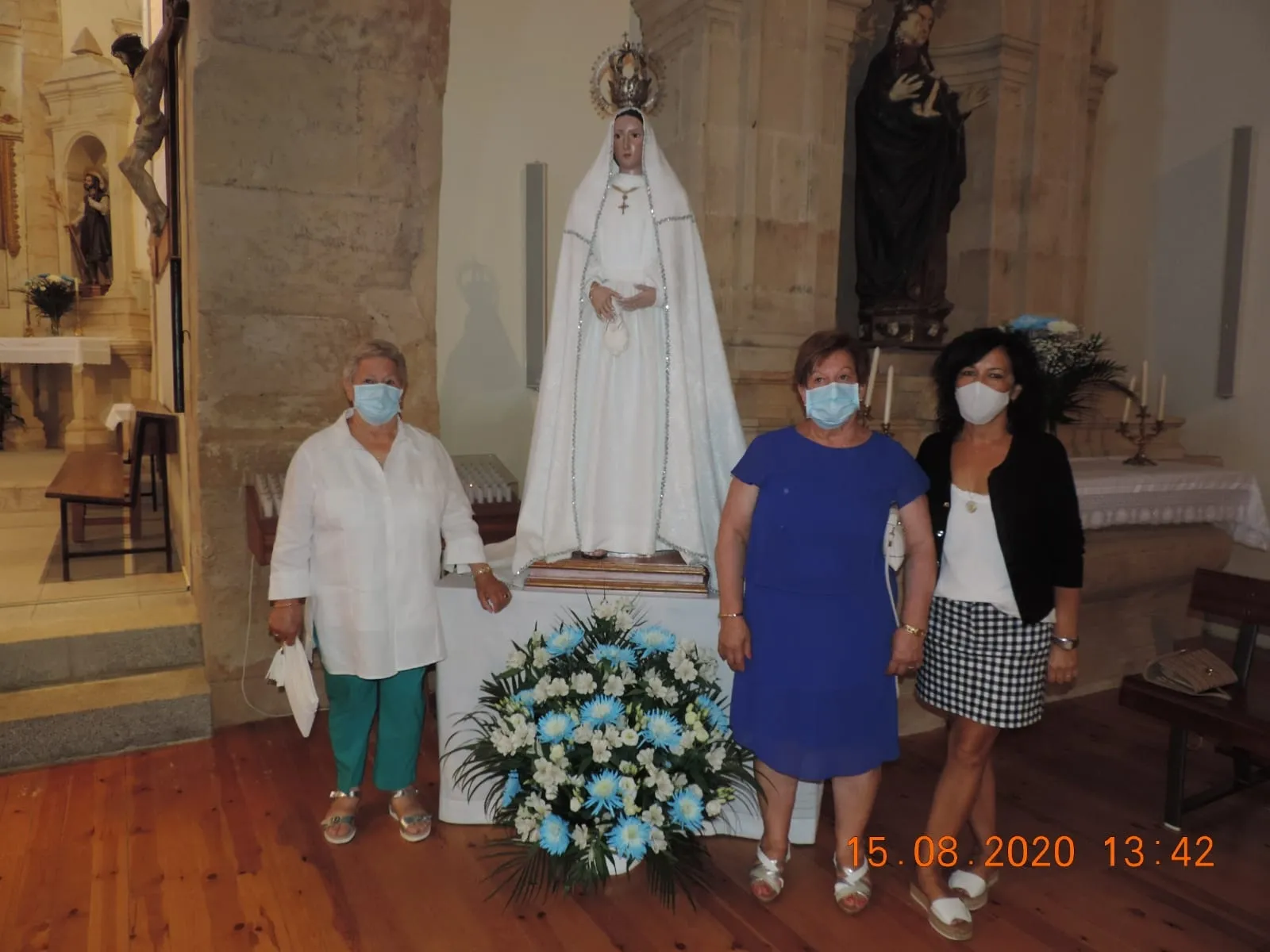 Foto 6 - Aldearrubia reza a la Virgen de la Asunci&oacute;n