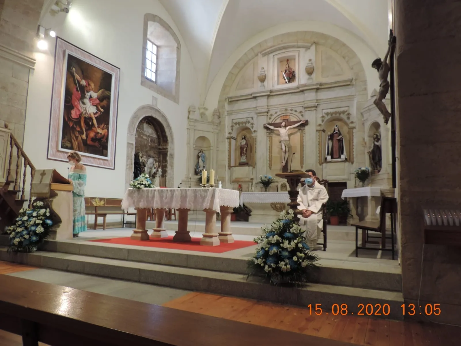 Foto 2 - Aldearrubia reza a la Virgen de la Asunci&oacute;n
