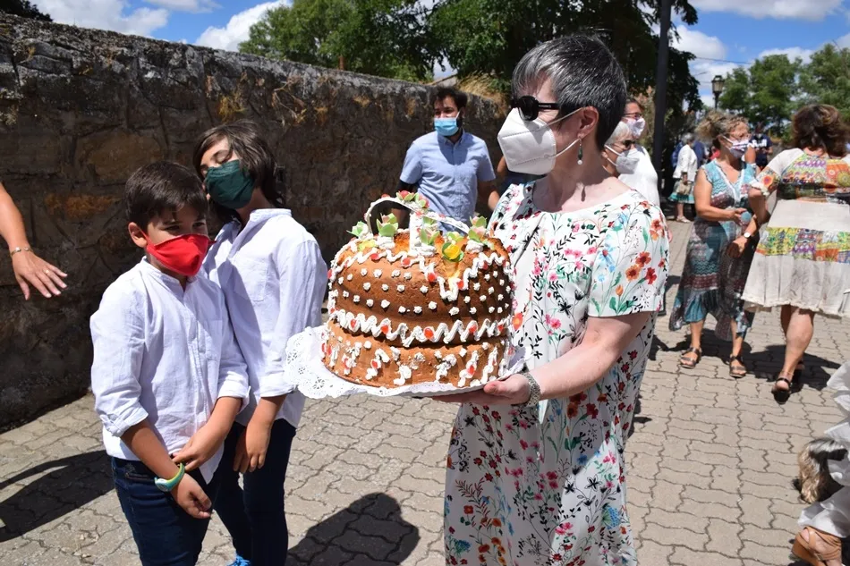Foto 2 - Aldea del Obispo se viste de gala sin dejar la mascarilla para festejar a Nuestra Se&ntilde;ora de la...