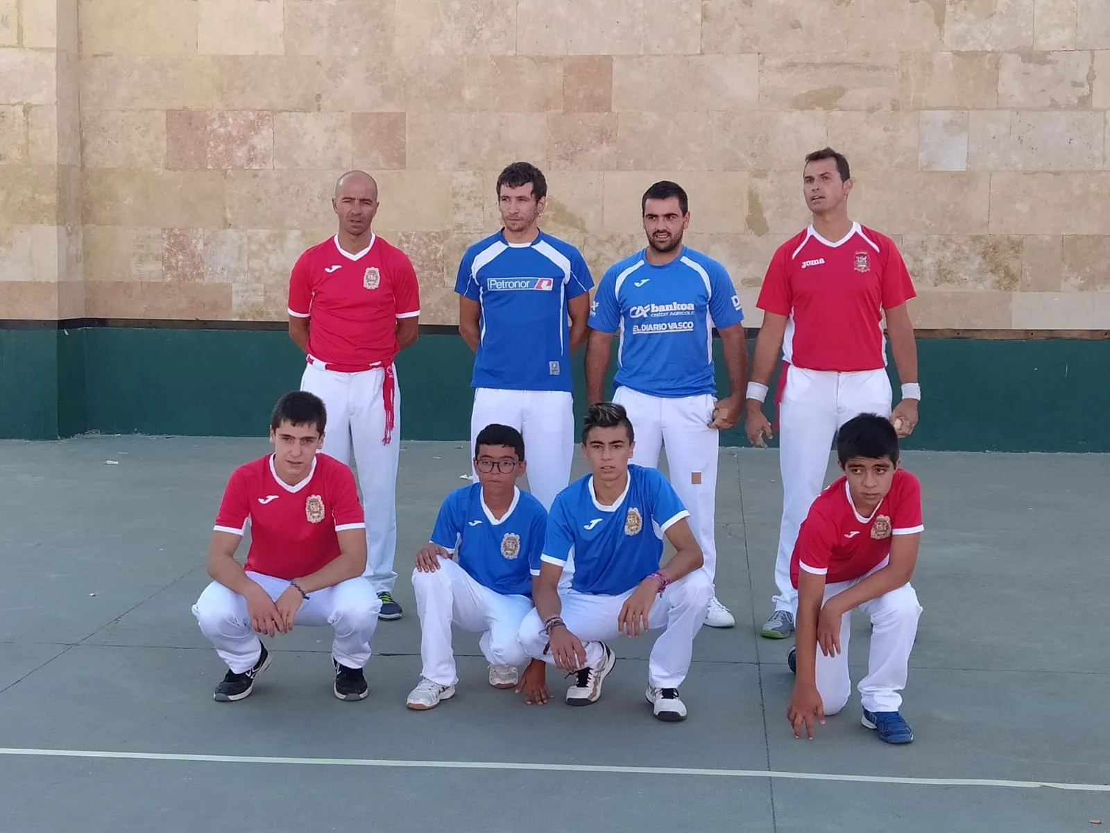 Foto 3 - Aldearrubia acoge dos bonitos partidos de pelota gracias al apoyo del Ayuntamiento a este deporte...