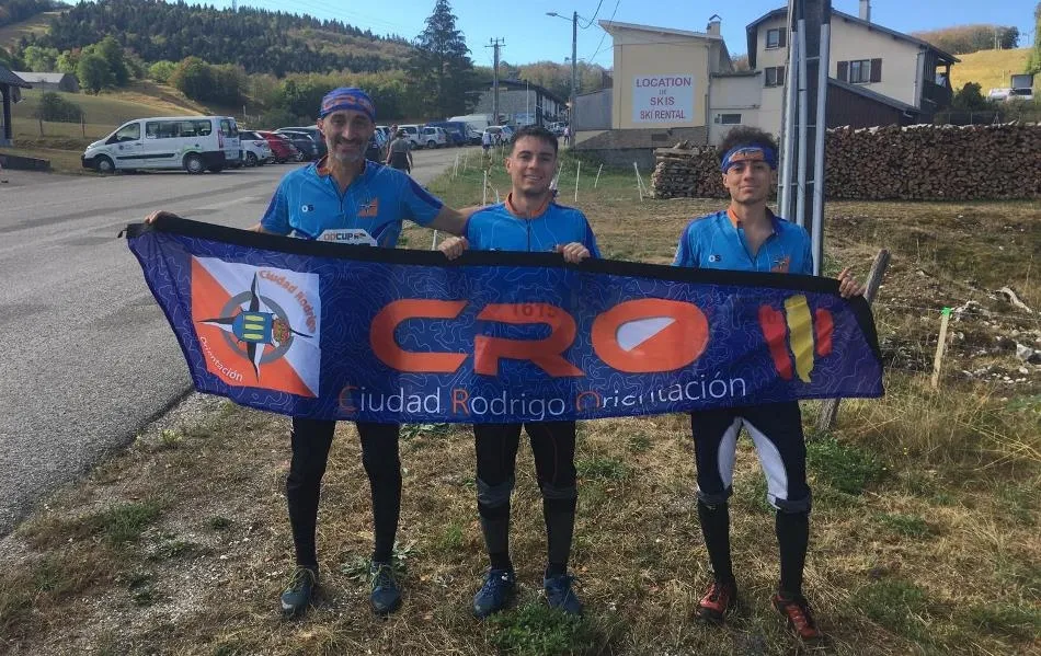 Foto 2 - Miembros del Ciudad Rodrigo Orientaci&oacute;n toman parte en los &lsquo;5 D&iacute;as de Francia&rsquo;  