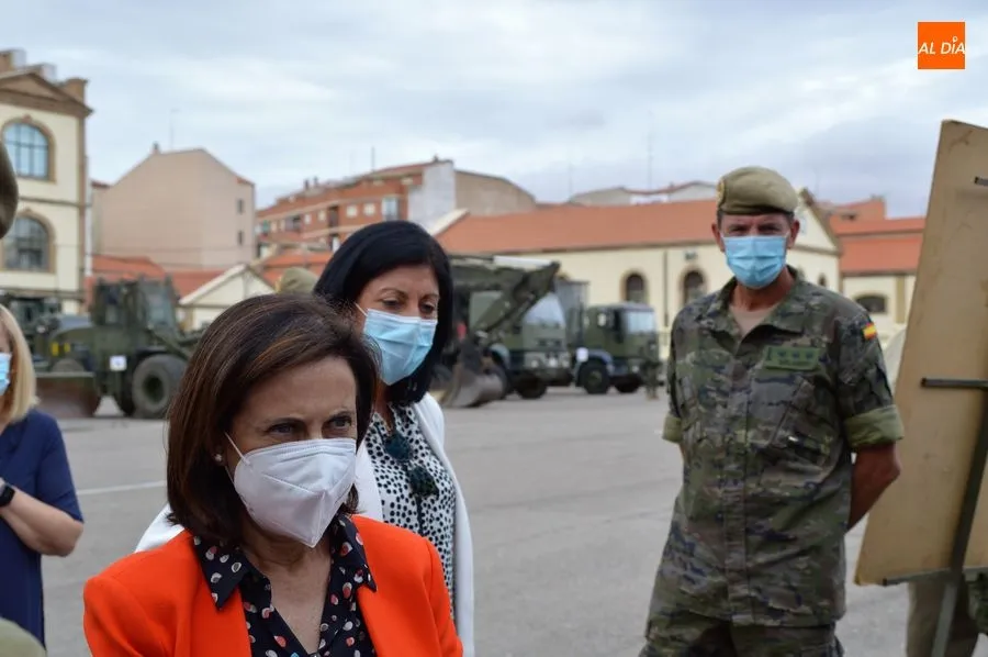 Foto 8 - Margarita Robles: &ldquo;No est&aacute; previsto para nada que haya un nuevo confinamiento&rdquo;