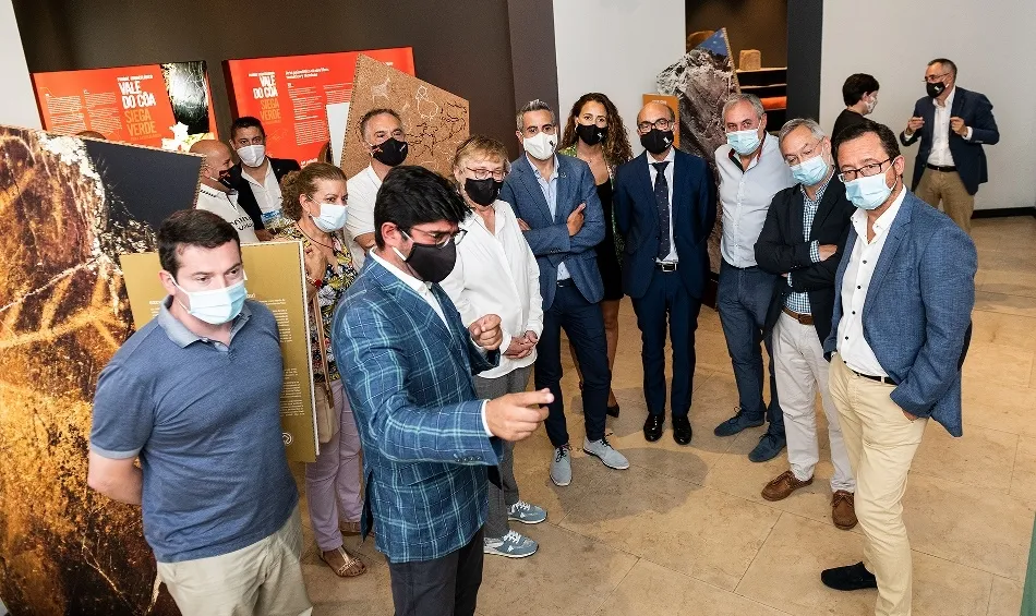Foto 2 - Siega Verde se exhibe en Santander para celebrar sus 10 a&ntilde;os como Patrimonio de la Humanidad  