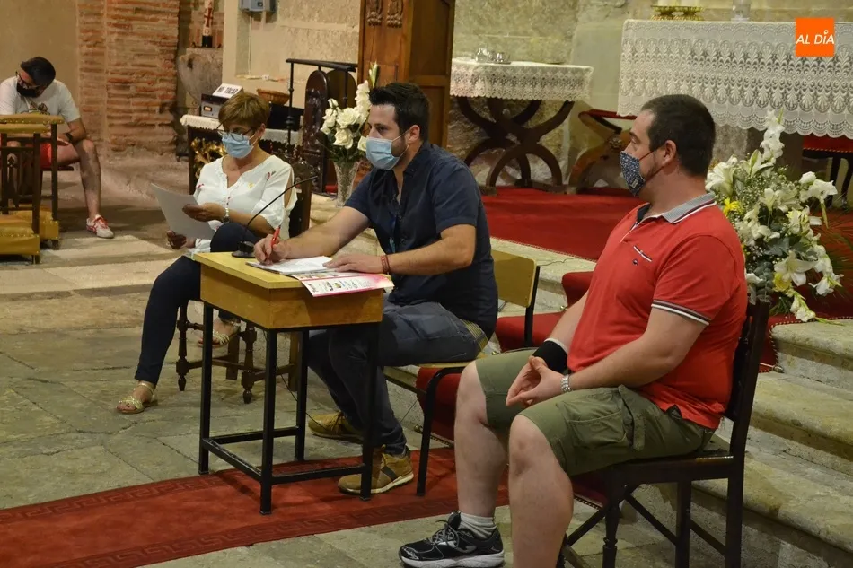 Foto 4 - La Cofrad&iacute;a del Silencio debate qu&eacute; hacer con el Lignum Crucis tras descartar procesionarlo en...
