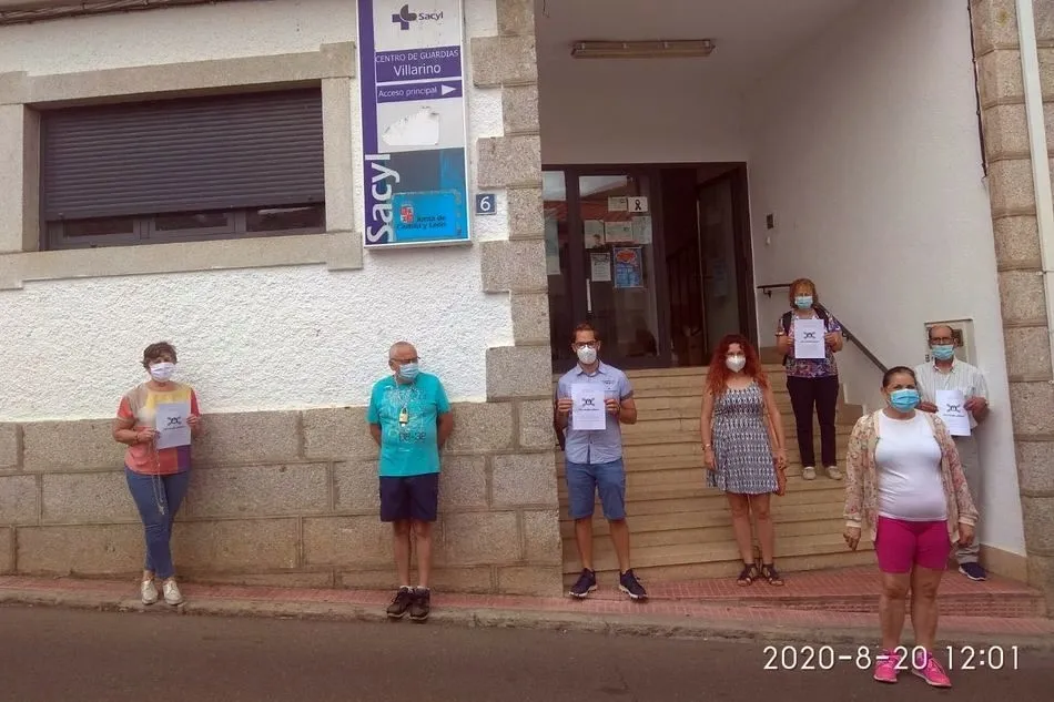 Foto 4 - Distintos colectivos sociales exigen a la Junta una sanidad digna en el medio rural &nbsp;  