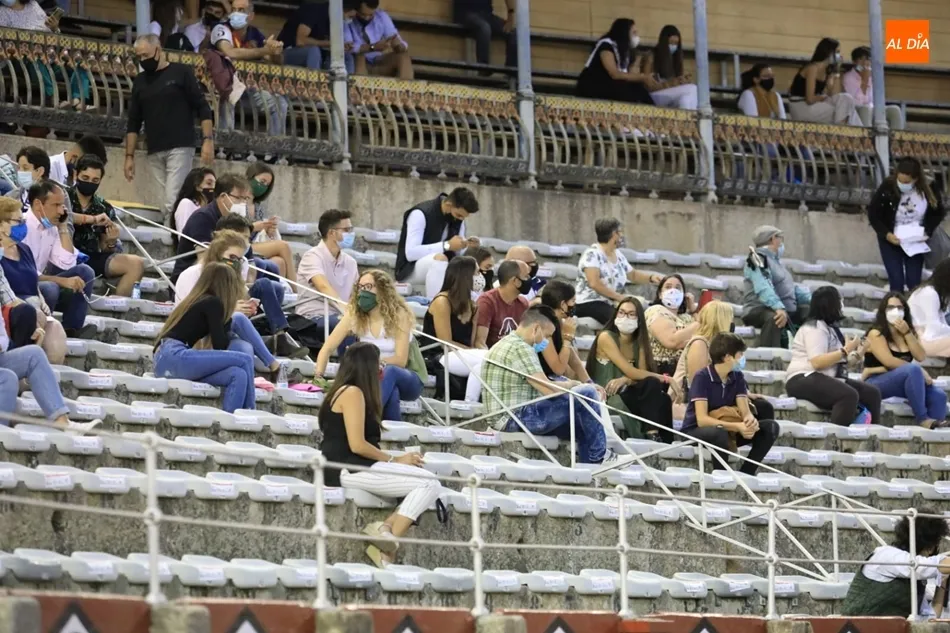 Foto 11 - &lsquo;Destino La Glorieta&rsquo; celebra su tercera noche taurina&nbsp;