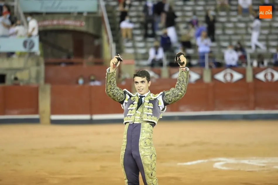 Foto 3 - &lsquo;Destino La Glorieta&rsquo; celebra su tercera noche taurina&nbsp;