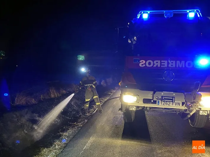 Foto 3 - Extinguido un peque&ntilde;o incendio declarado junto al pol&iacute;gono industrial El Inestal