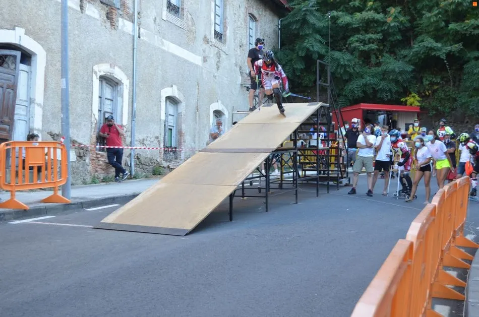 Foto 7 - Nueve equipos de Alpino en L&iacute;nea disputan el 4&ordm; Trofeo Ciudad de B&eacute;jar
