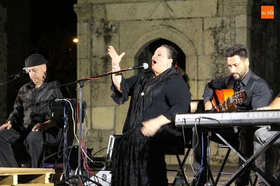 Foto 9 - &lsquo;Luna de arena&rsquo;, noche de flamenco en Aldead&aacute;vila de la Ribera  