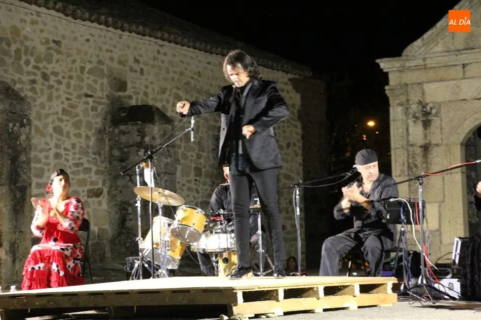 Foto 4 - &lsquo;Luna de arena&rsquo;, noche de flamenco en Aldead&aacute;vila de la Ribera  
