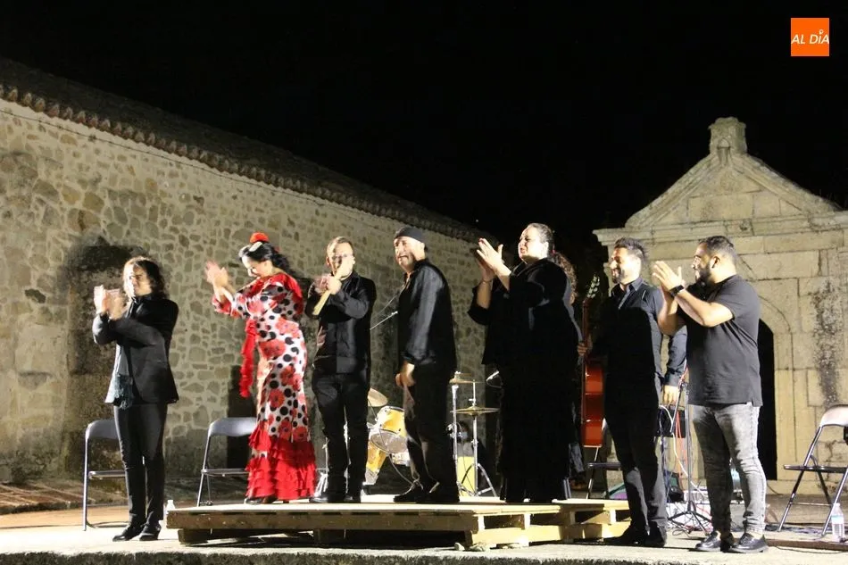 Foto 2 - &lsquo;Luna de arena&rsquo;, noche de flamenco en Aldead&aacute;vila de la Ribera  