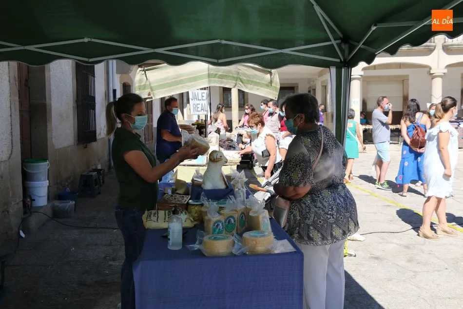 Foto 9 - La Feria Multisectorial de Villavieja de Yeltes cumple el tr&aacute;mite ante el coronavirus  