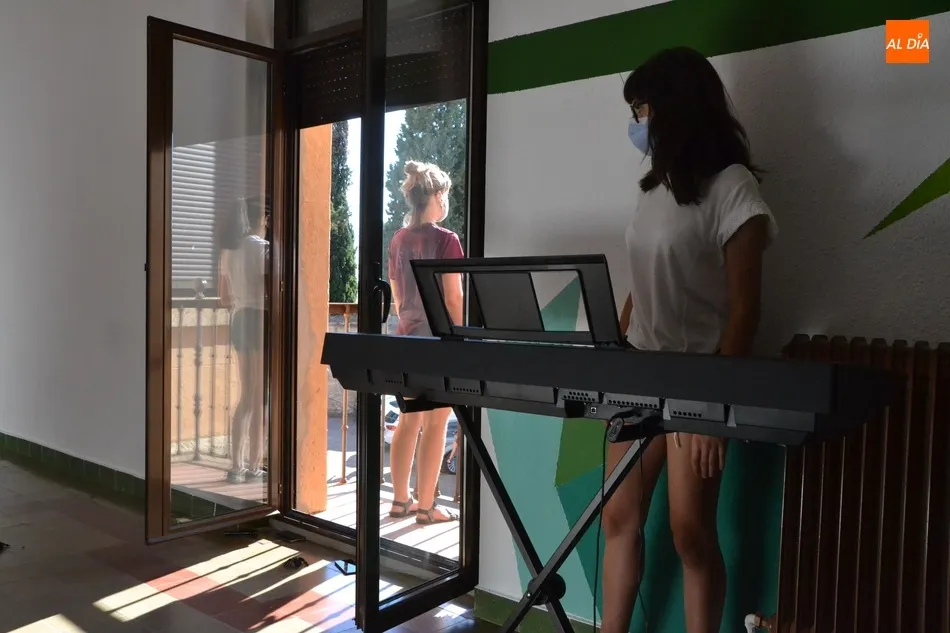 Foto 4 - J&oacute;venes locales se encargan del &lsquo;pr&oacute;logo&rsquo; de la Feria con la performance &lsquo;Reset 20/20&rsquo;  