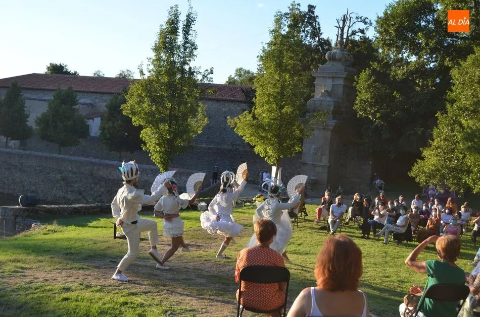 Foto 10 - El Bosque acoge el pasado domingo uno de los pocos actos culturales del verano en B&eacute;jar