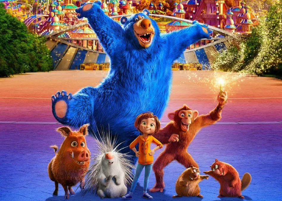 Foto 2 - El Verano Cultural de Carbajosa de la Sagrada concluye con cine al aire libre