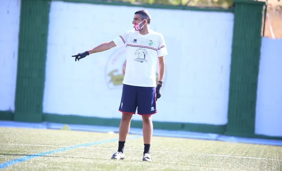 Foto 5 - Sonrisas e ilusi&oacute;n en el regreso a los entrenamientos del CD Guijuelo