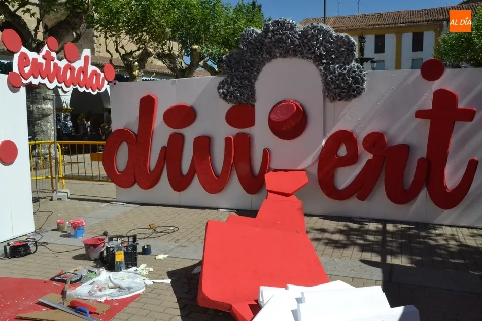 Foto 10 - La Plazuela del Buen Alcalde se transforma para el Divierteatro  