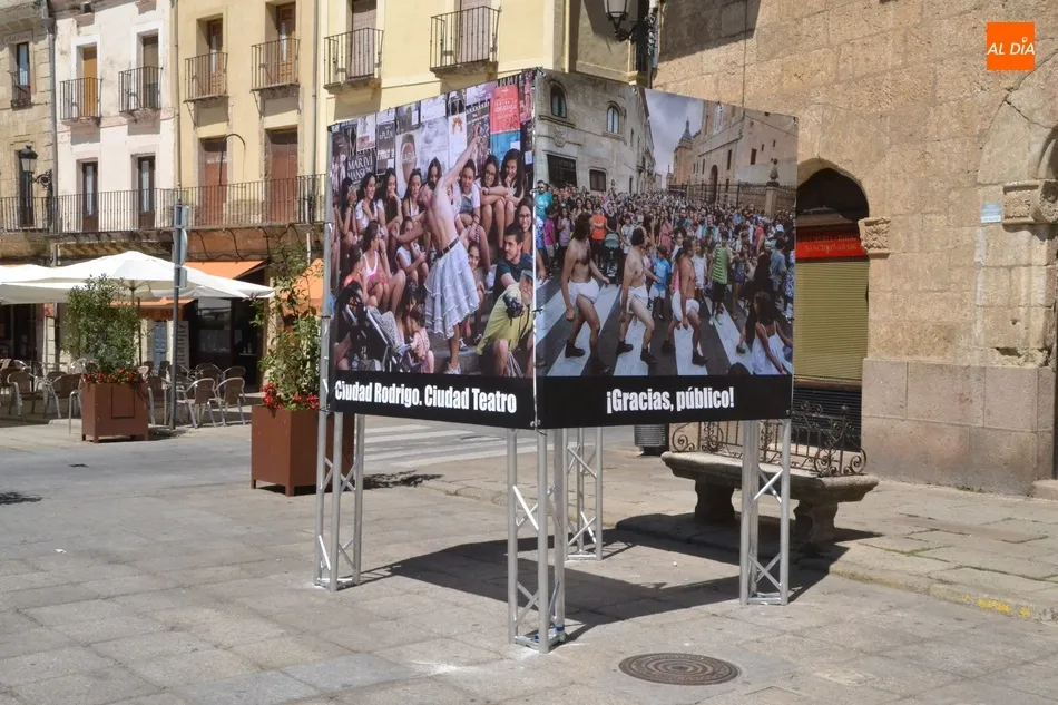 Foto 7 - D&iacute;as de Feria: El homenaje al p&uacute;blico, tambi&eacute;n en el epicentro de la Plaza  