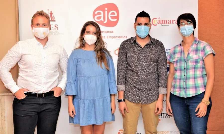 Alexis Mateos, Blanca García, Roberto de Dios García y Beatriz Rivas, miembros de la Junta Directiva. Foto A. Merino