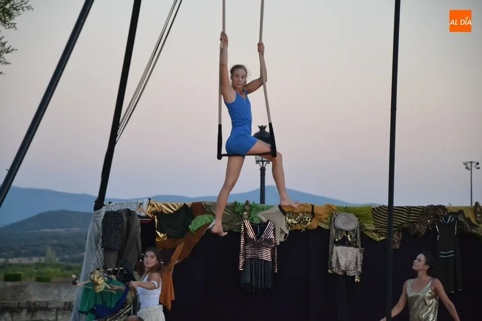 Foto 5 - Acrob&aacute;tico estreno absoluto en los Jardines de Bolonia de &lsquo;Bric a Brac&rsquo;  