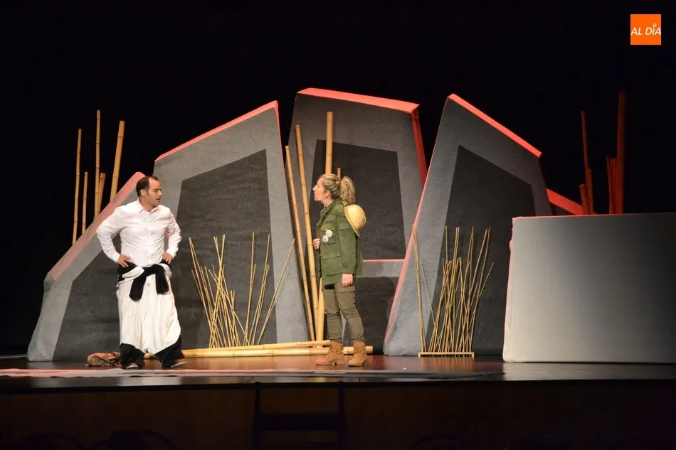Foto 7 - Baobab Teatro, triunfadora en 2015, retorna de nuevo para contar la historia del &uacute;ltimo oso panda  