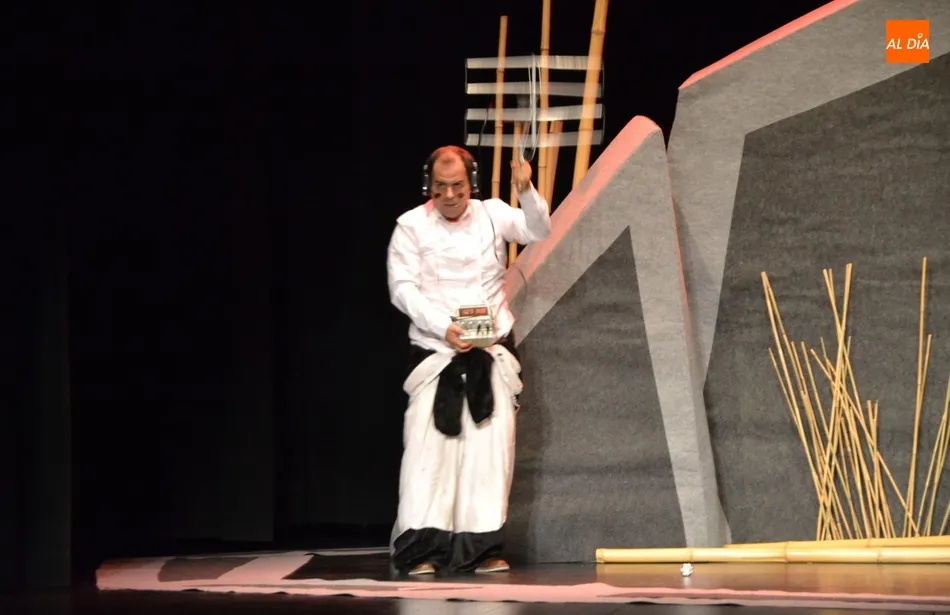 Foto 2 - Baobab Teatro, triunfadora en 2015, retorna de nuevo para contar la historia del &uacute;ltimo oso panda  