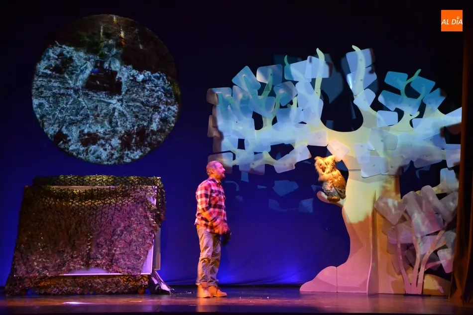 Foto 8 - Teatro At&oacute;pico homenajea en medio del bosque a F&eacute;lix Rodr&iacute;guez de la Fuente  