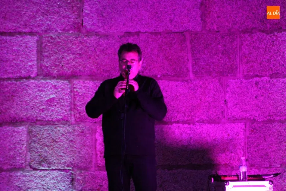 Foto 6 - Baleo y el Juglar Albino hacen vibrar al p&uacute;blico de Villavieja