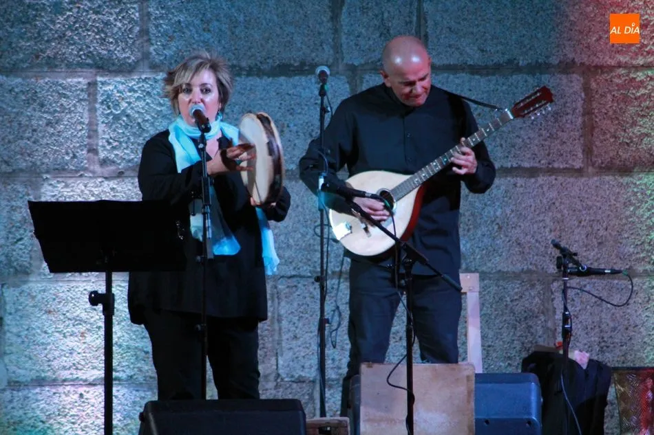 Foto 5 - Baleo y el Juglar Albino hacen vibrar al p&uacute;blico de Villavieja