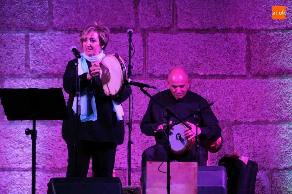 Foto 2 - Baleo y el Juglar Albino hacen vibrar al p&uacute;blico de Villavieja